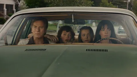 The End of Oak Street Still 2